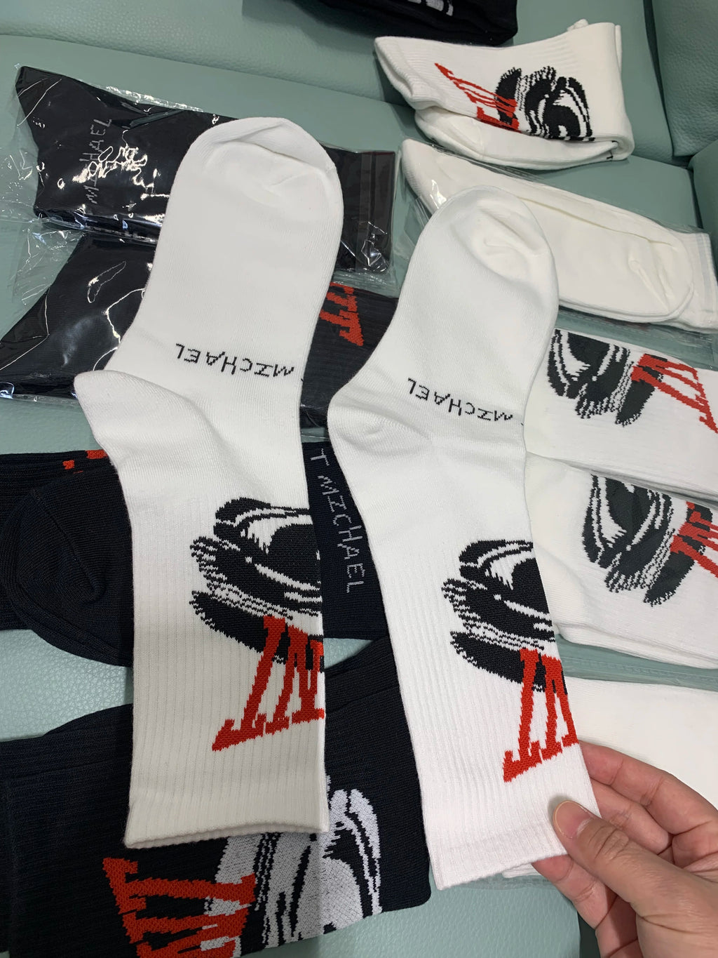 Real Pics One Pair Black White Socks Men Women Basketball Socks 25ss