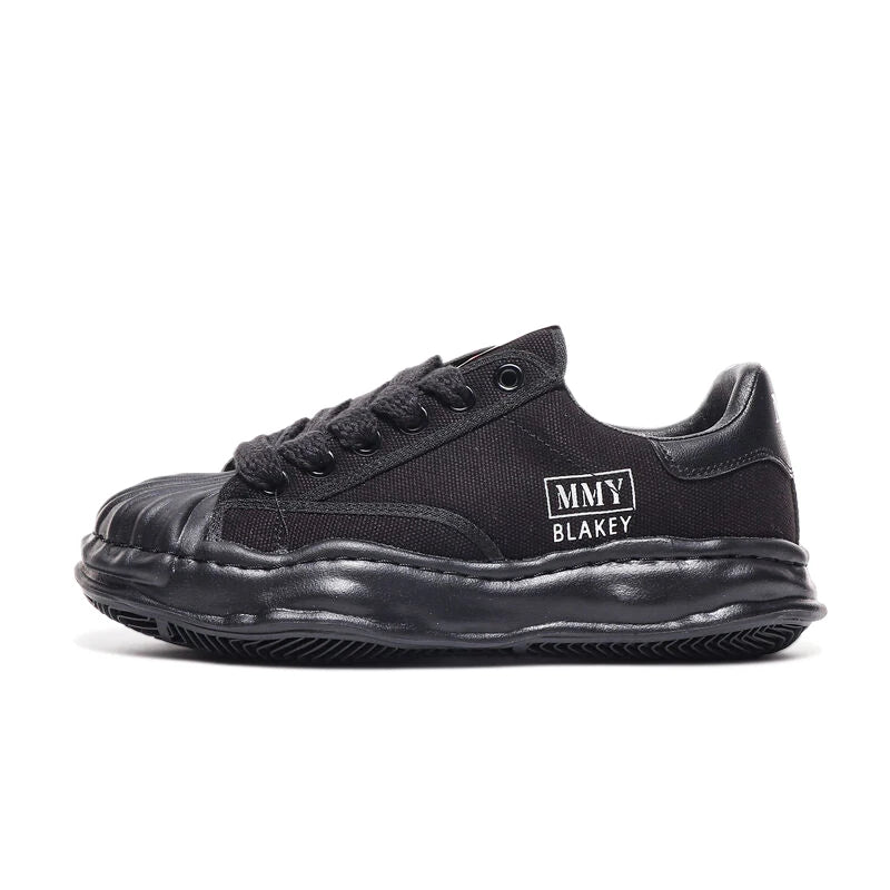 Women Casual Shoes Men's Sports footwear Summer Casual Thick Soled Male Soft Comfortable Non-slip Outdoor Fashion Board sneakers