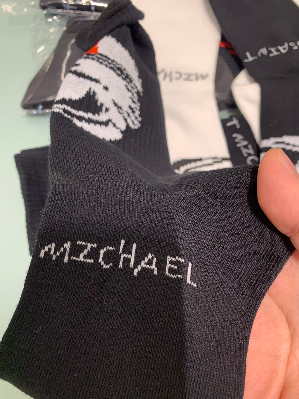 Real Pics One Pair Black White Socks Men Women Basketball Socks 25ss
