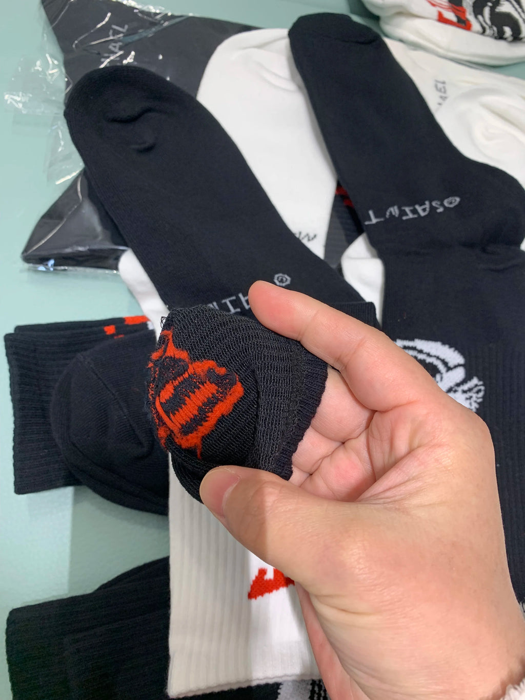 Real Pics One Pair Black White Socks Men Women Basketball Socks 25ss