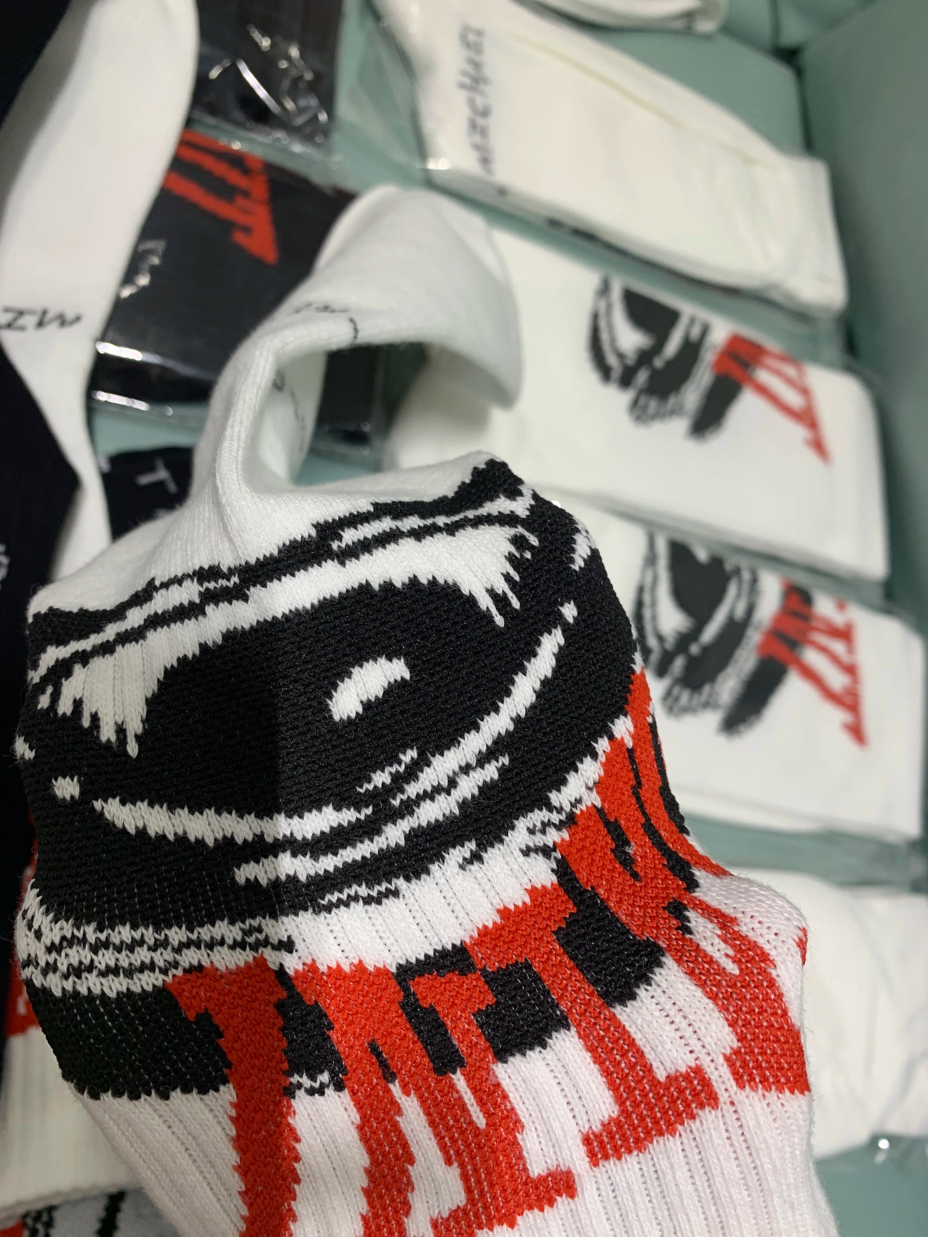Real Pics One Pair Black White Socks Men Women Basketball Socks 25ss